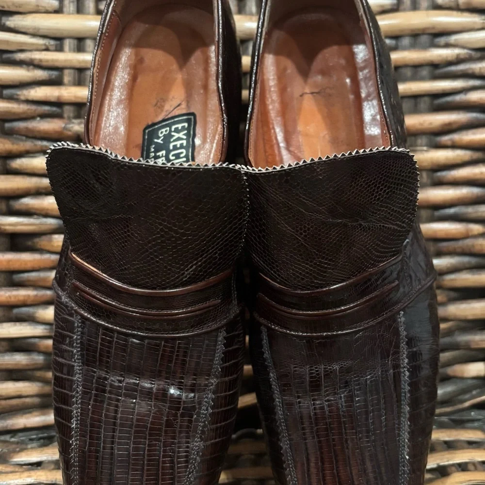 Fratelli Exclusive Made in Italy Textured Loafers in Rich Brown size 7